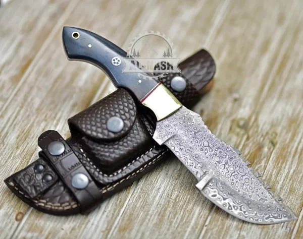 tracker knife with case